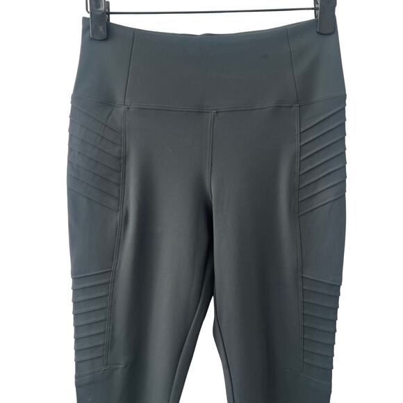 Athleta Delancey Motto Tight Leggings Grey Small Petite Workout Running Pilates - Picture 3 of 8